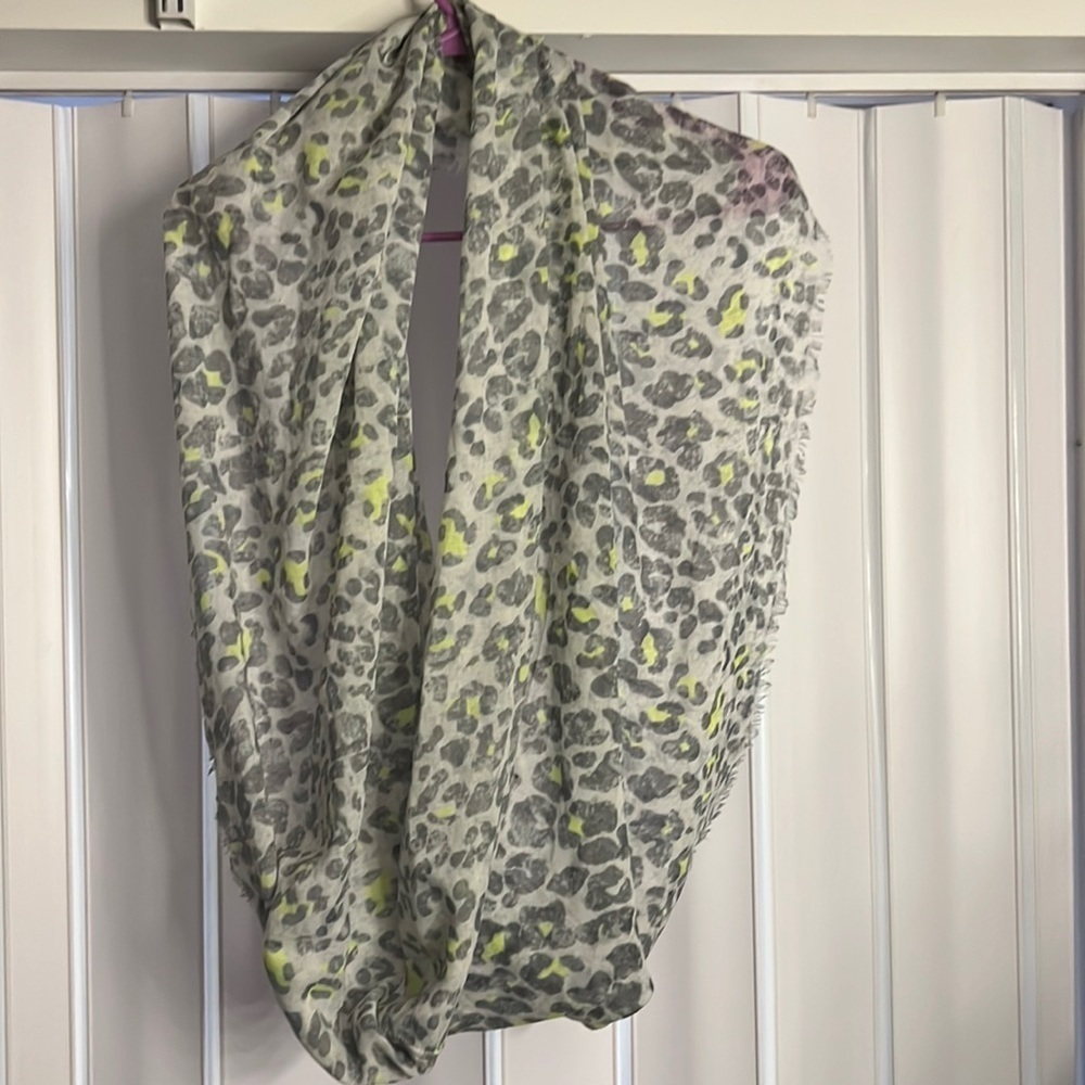 [AEO] infinity scarf